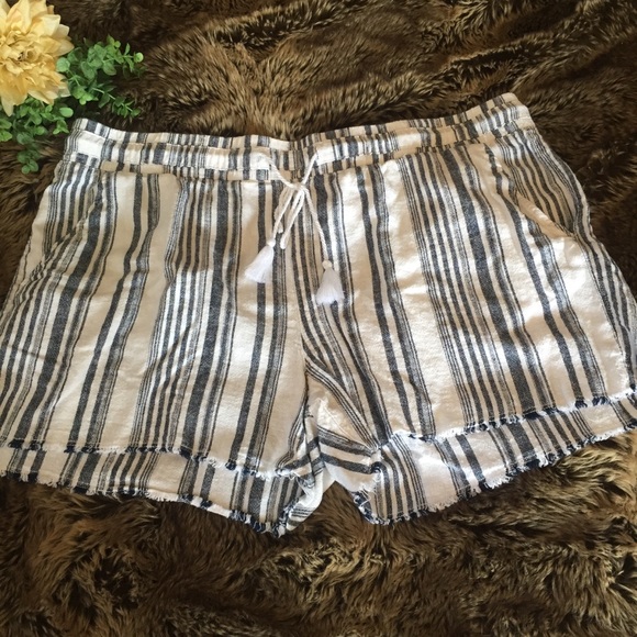 time and tru pull on shorts